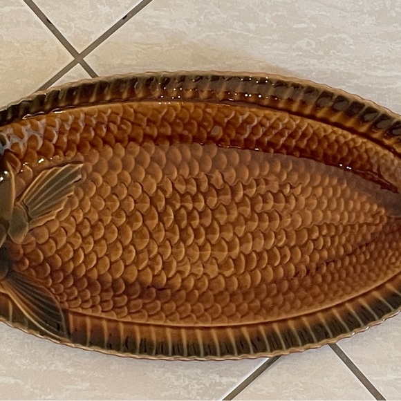 Brown Fish-Shaped Ceramic Platter
